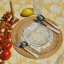 Load image into Gallery viewer, Mother Of Pearl Flatware, Set of 4