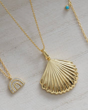 Load image into Gallery viewer, Gold Sanibel Necklace