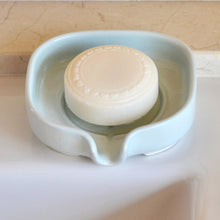 Load image into Gallery viewer, Self-Draining Porcelain Soap Dish